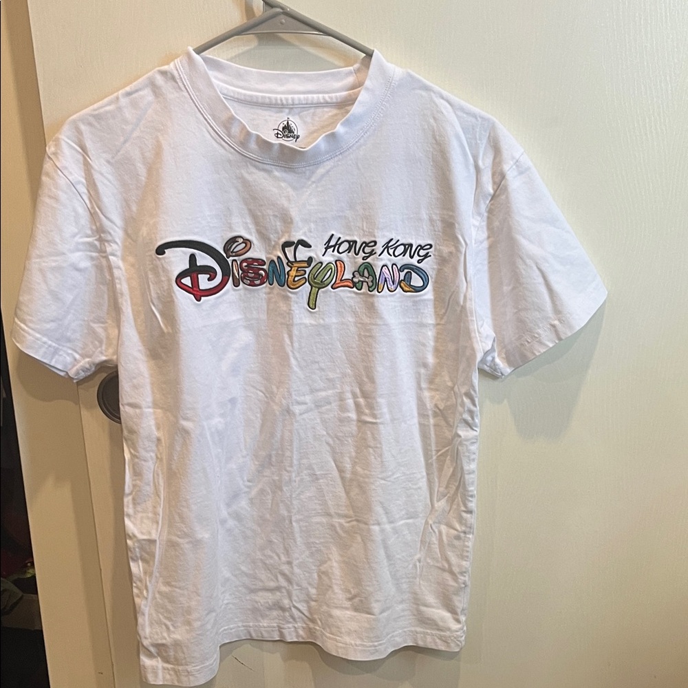 HongKong Disneyland Embroidered T shirt NWOT